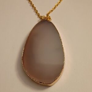 Gold and Cream Teardrop Pendant Necklace
